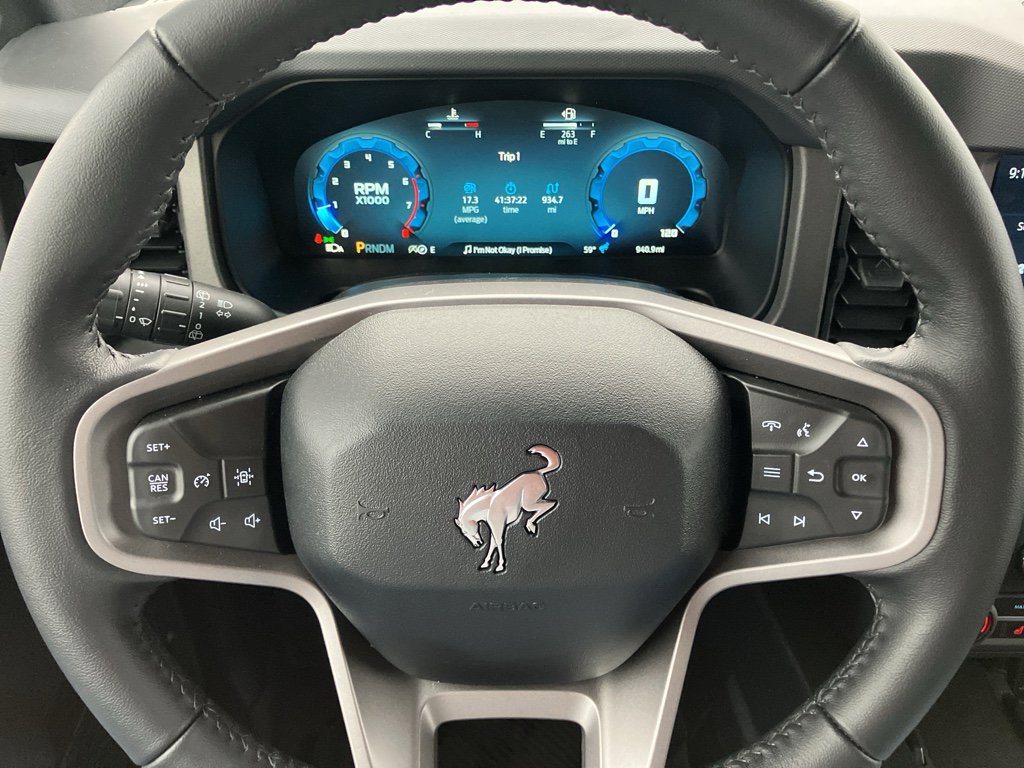 Used 2025 Ford Bronco Big Bend image 15