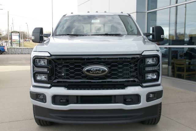 New 2026 Ford F350 XLT w/ XLT Premium Package AWD/4WD image 6