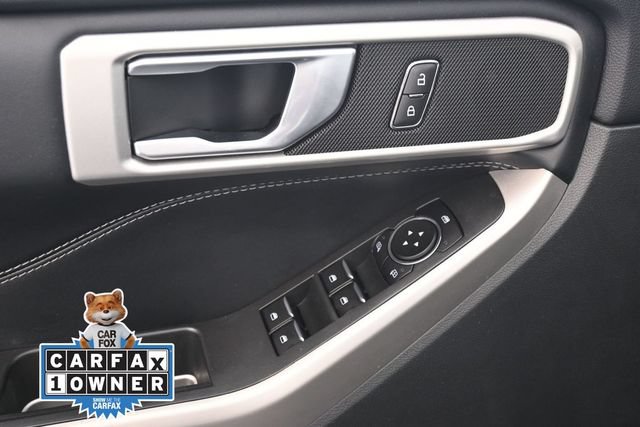 Used 2023 Ford Explorer XLT w/ Equipment Group 202A AWD/4WD image 16
