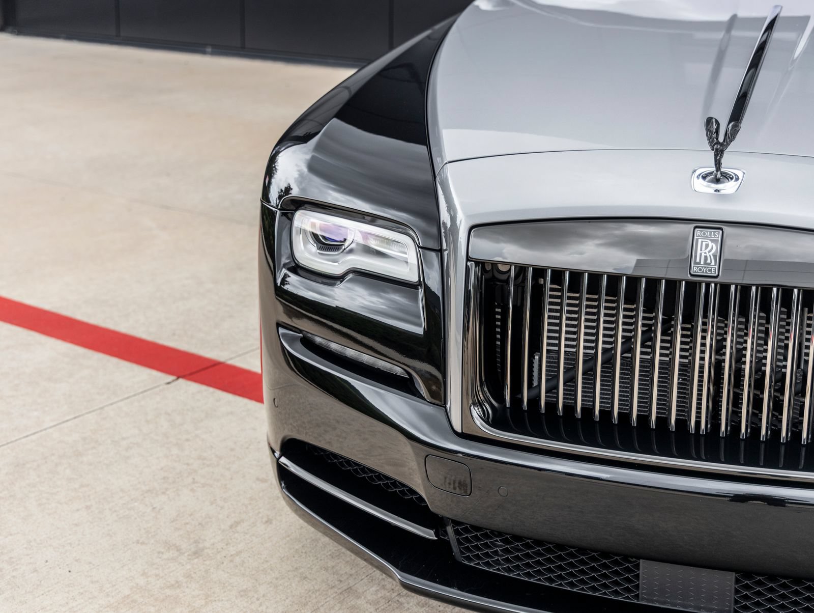 Used 2018 Rolls-Royce Wraith RWD image 22