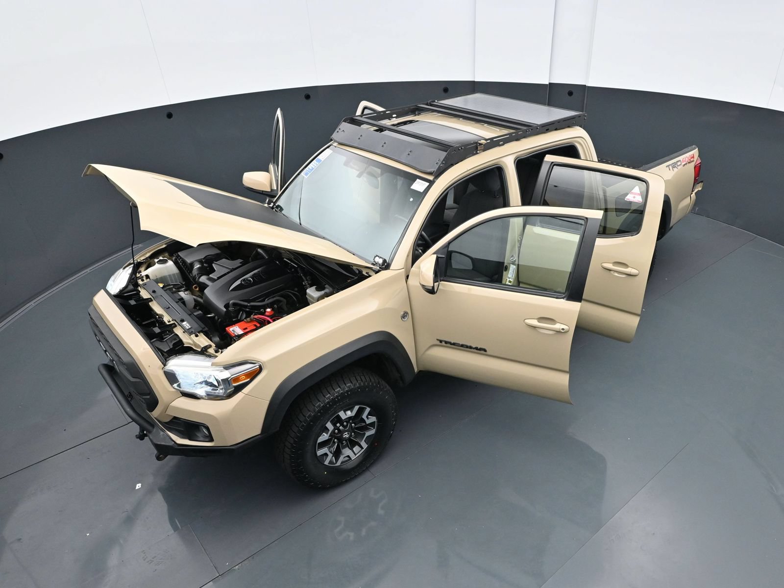 Used 2016 Toyota Tacoma TRD Off-Road AWD/4WD image 40