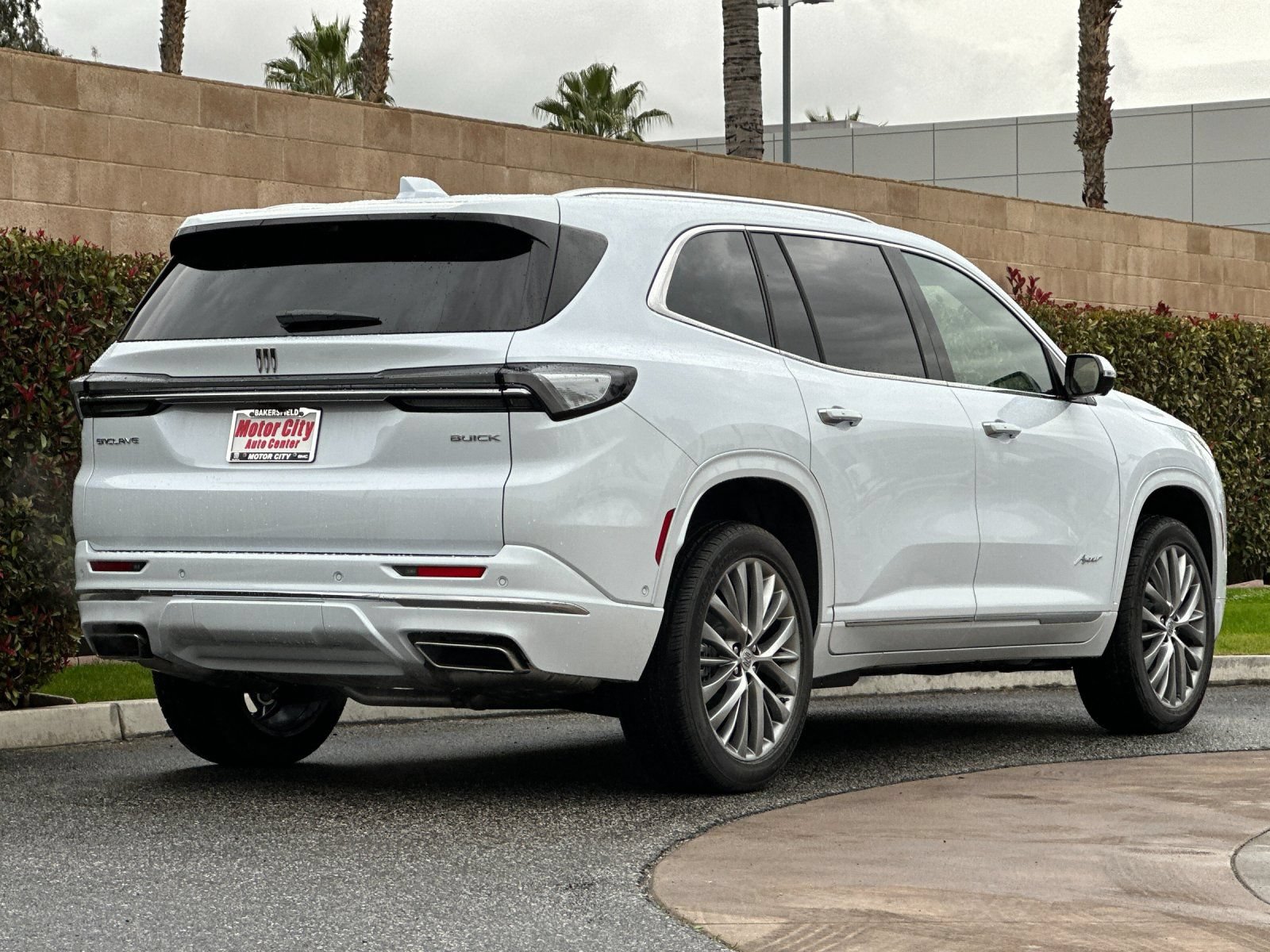 New 2026 Buick Enclave Avenir w/ Super Cruise Package FWD image 4