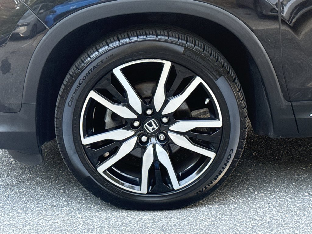 Used 2019 Honda Pilot Touring image 19