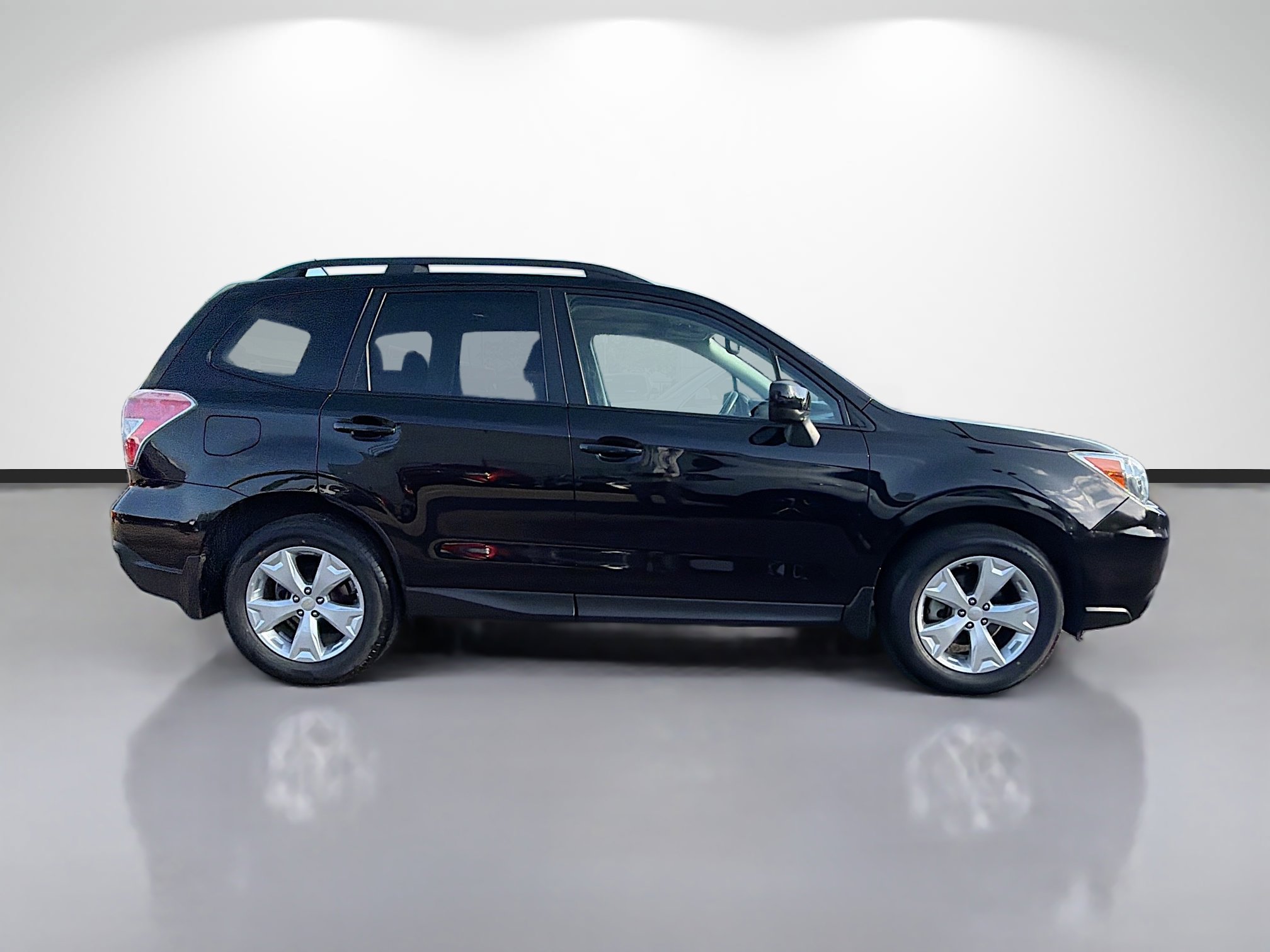 Used 2015 Subaru Forester 2.5i Premium w/ Popular Package #2 image 2