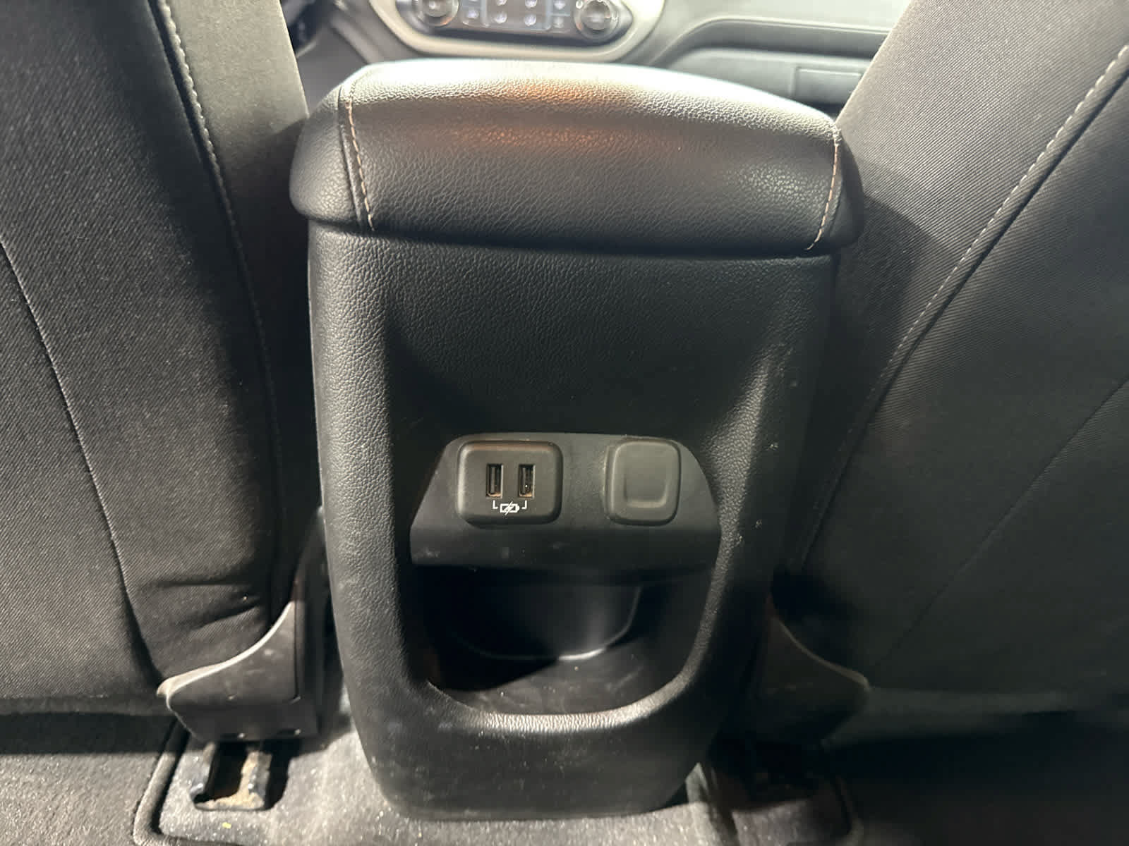 Certified 2020 GMC Canyon SLE w/ Elevation Edition AWD/4WD image 13