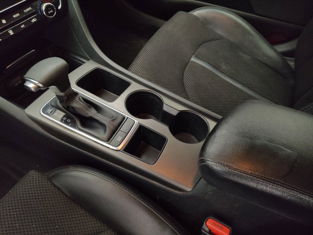 Used 2019 Kia Optima S image 26