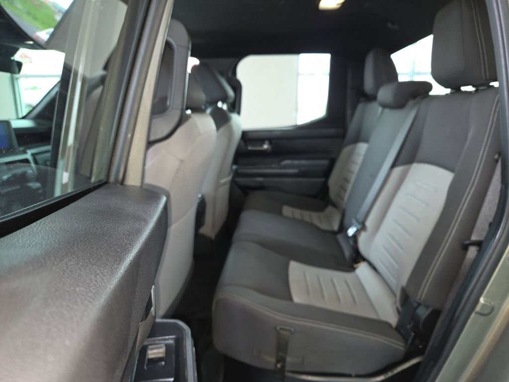Used 2024 Toyota Tacoma TRD Sport image 11