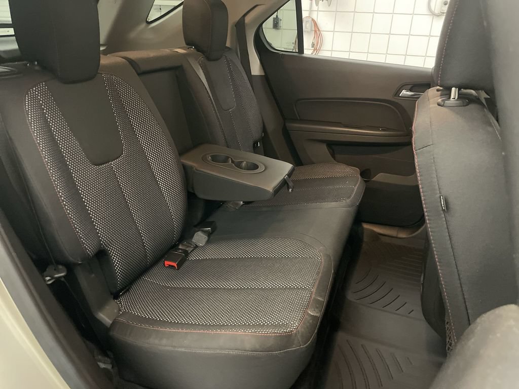 Used 2015 Chevrolet Equinox LT w/ Power Convenience Package AWD/4WD image 19