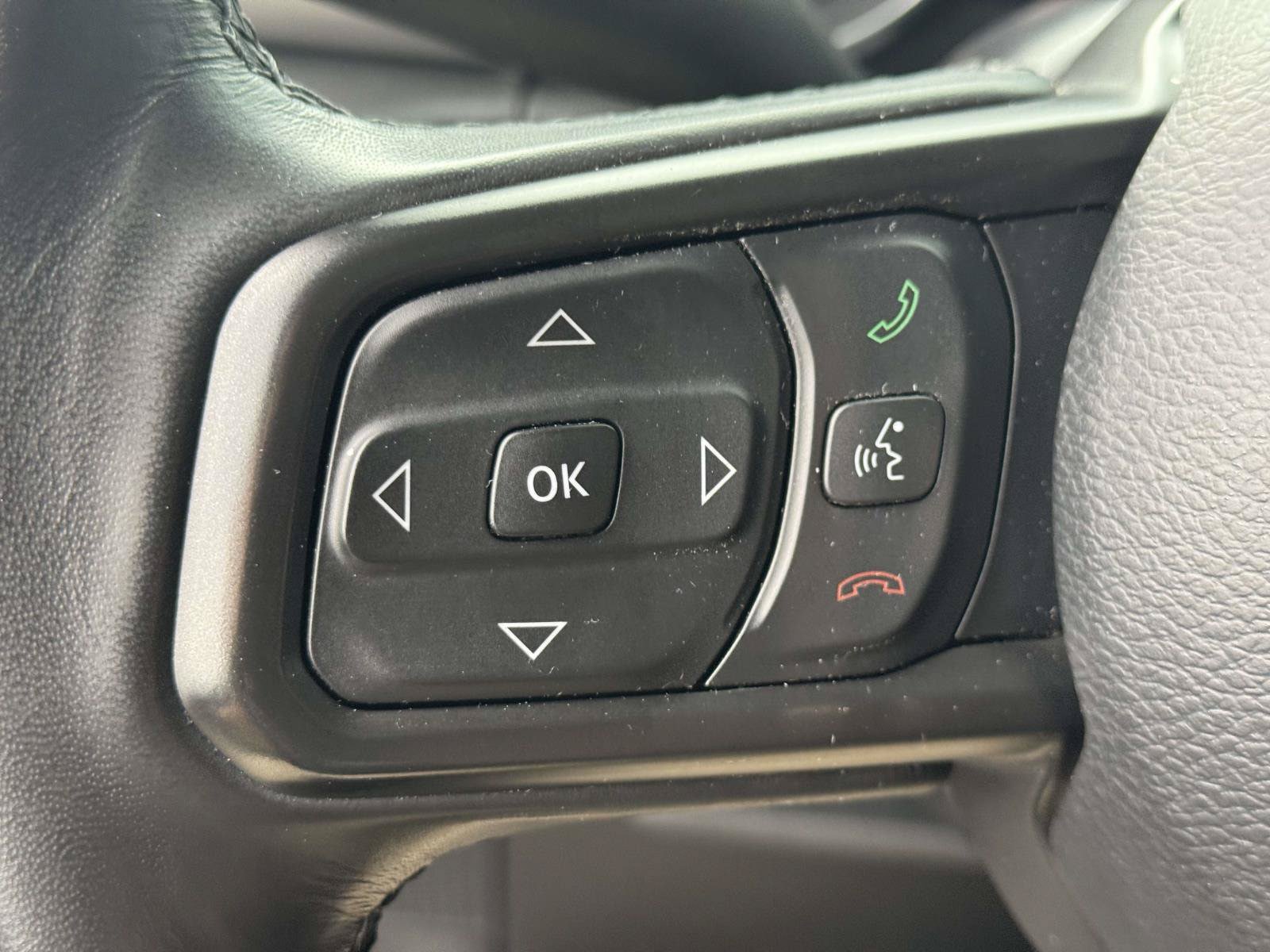 Used 2022 Jeep Wrangler Unlimited Sport AWD/4WD image 19