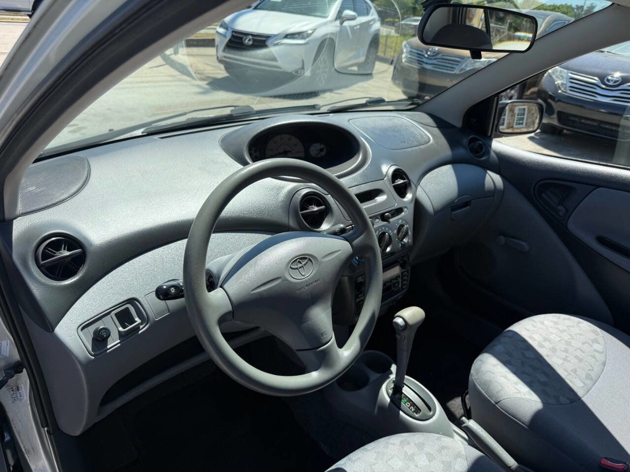 Used 2000 Toyota Echo Sedan FWD image 14