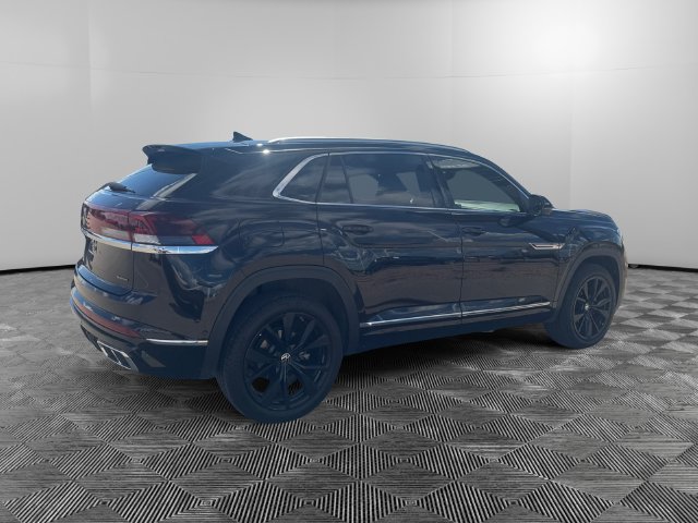 Used 2024 Volkswagen Atlas Cross Sport SEL Premium R-Line AWD/4WD image 4
