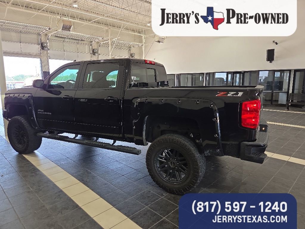 Used 2018 Chevrolet Silverado 1500 LT w/ All Star Edition AWD/4WD image 7