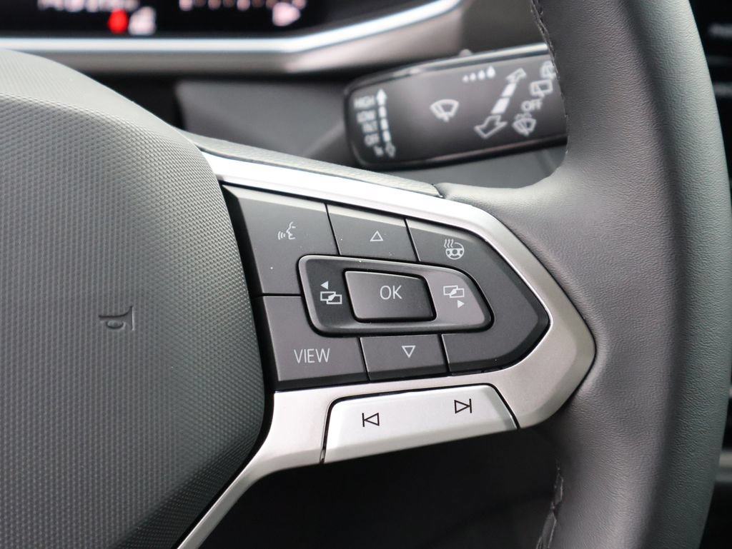 New 2026 Volkswagen Taos SE AWD/4WD image 28