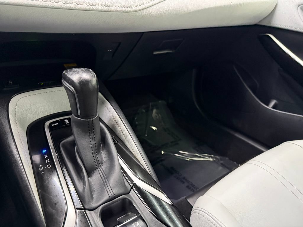 Used 2019 Toyota Corolla XSE FWD image 26