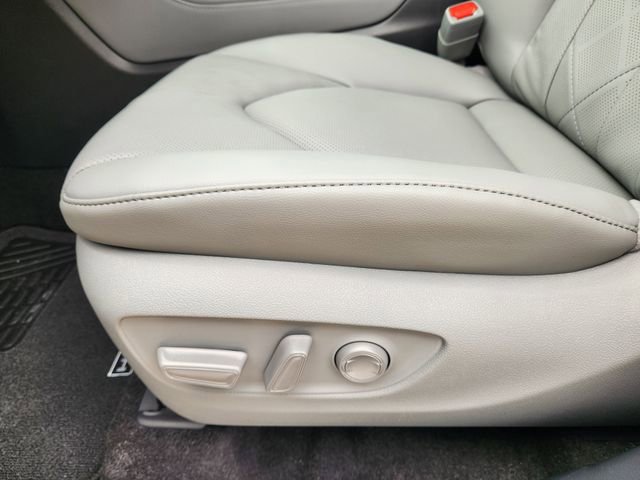 New 2026 Toyota Highlander Platinum AWD/4WD image 21