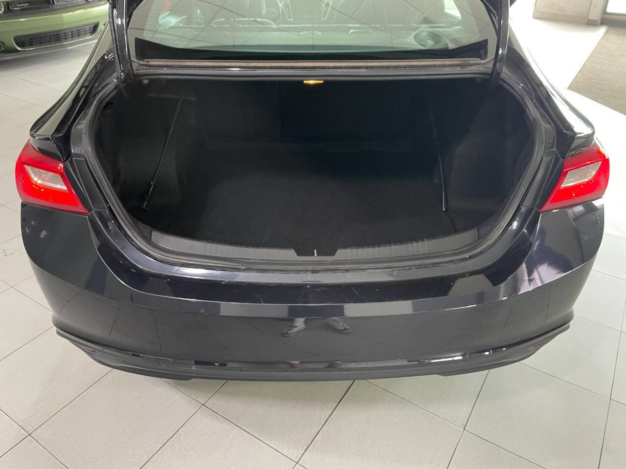 Used 2023 Chevrolet Malibu LT image 38
