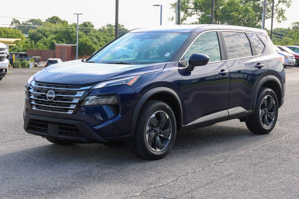 Used 2025 Nissan Rogue SV AWD/4WD image 28