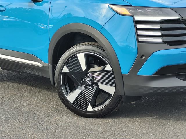 New 2026 Nissan Kicks SR w/ SR Premium Package image 2