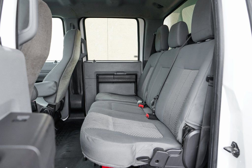 Used 2015 Ford F650 2WD Crew Cab Super Duty image 44