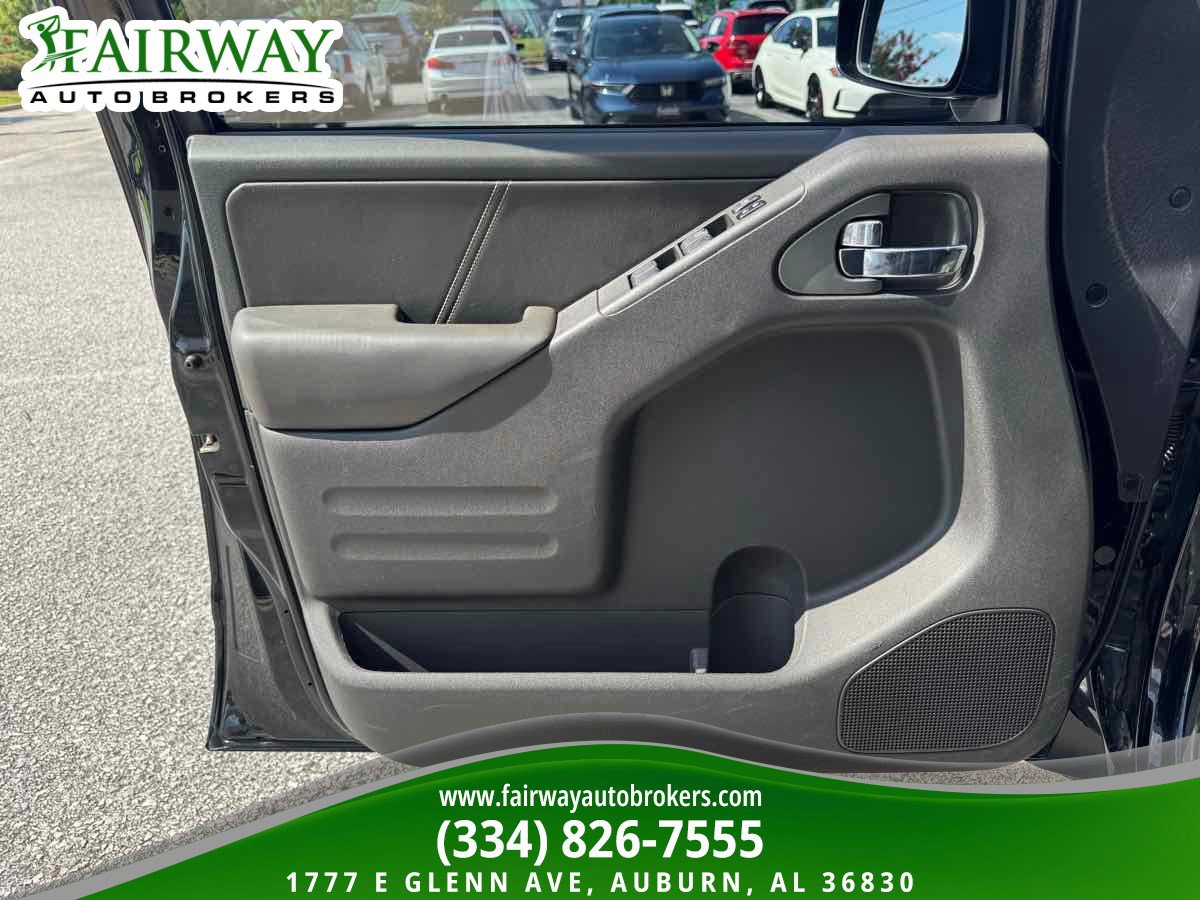 Used 2016 Nissan Frontier PRO-4X w/ Pro-4x Luxury Package AWD/4WD image 28