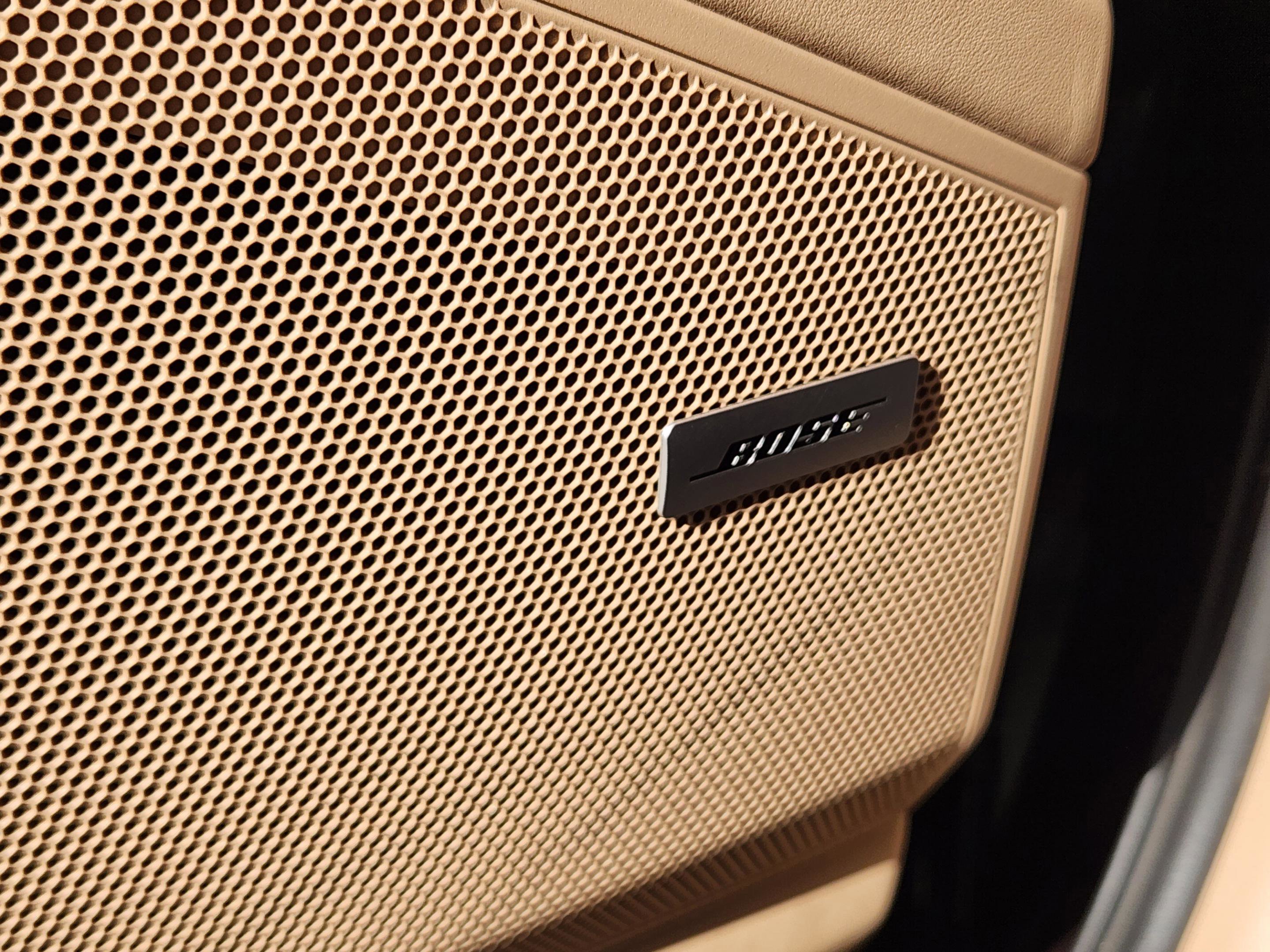 Used 2019 Porsche Cayenne E-Hybrid image 23