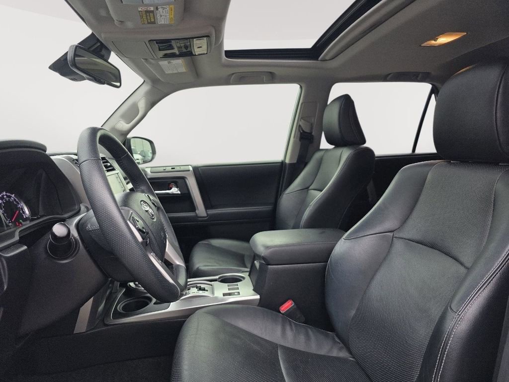 Used 2020 Toyota 4Runner Limited image 9