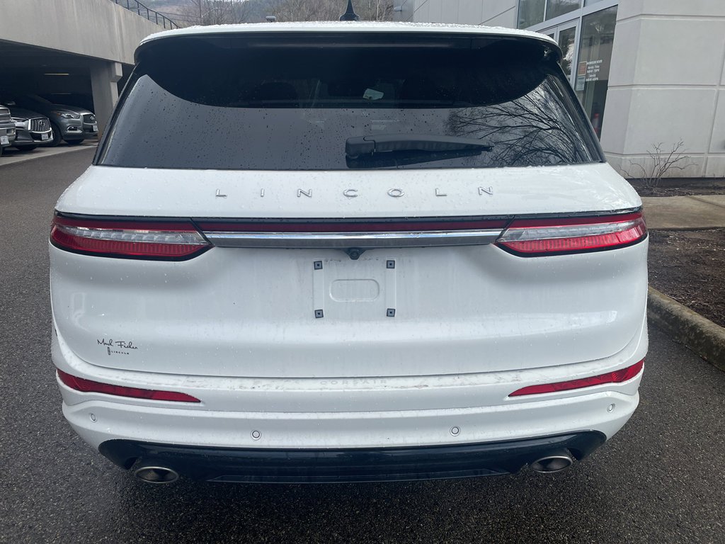 Used 2023 Lincoln Corsair Grand Touring w/ Equipment Group 301A image 4