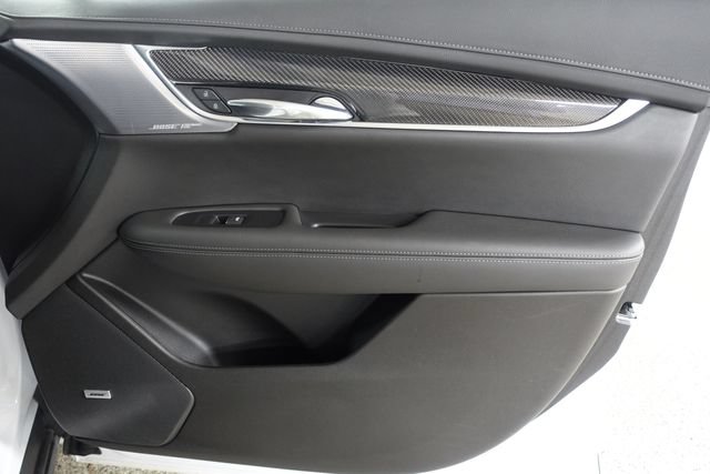 Used 2024 Cadillac XT6 Sport w/ LPO, Floor Liner Package AWD/4WD image 29