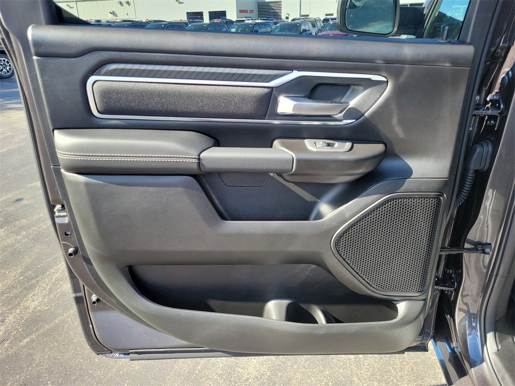New 2026 RAM 1500 4x4 Crew Cab image 24
