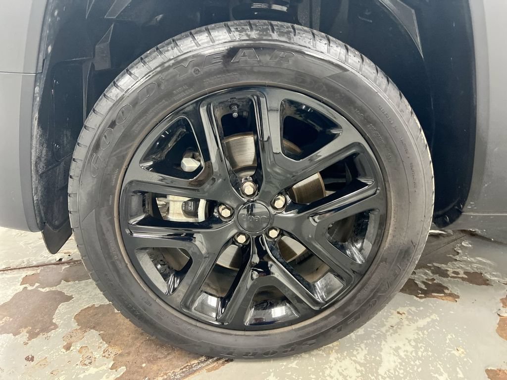 Used 2023 Jeep Renegade Altitude AWD/4WD image 27
