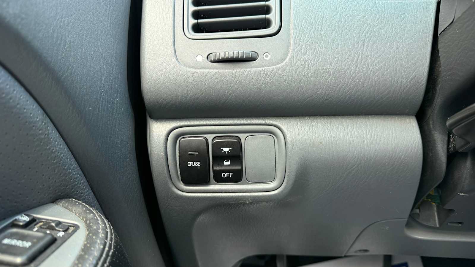 Used 2004 Honda Pilot EX image 15