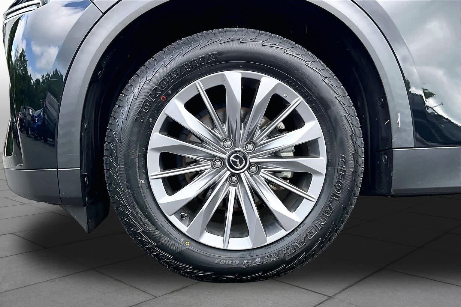 Used 2024 MAZDA CX-90 3.3 Turbo w/ Preferred Plus AWD/4WD image 11