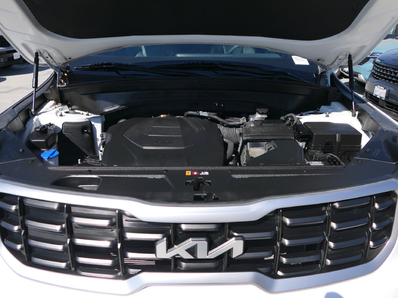 Certified 2024 Kia Telluride S w/ S Sunroof Package FWD image 30