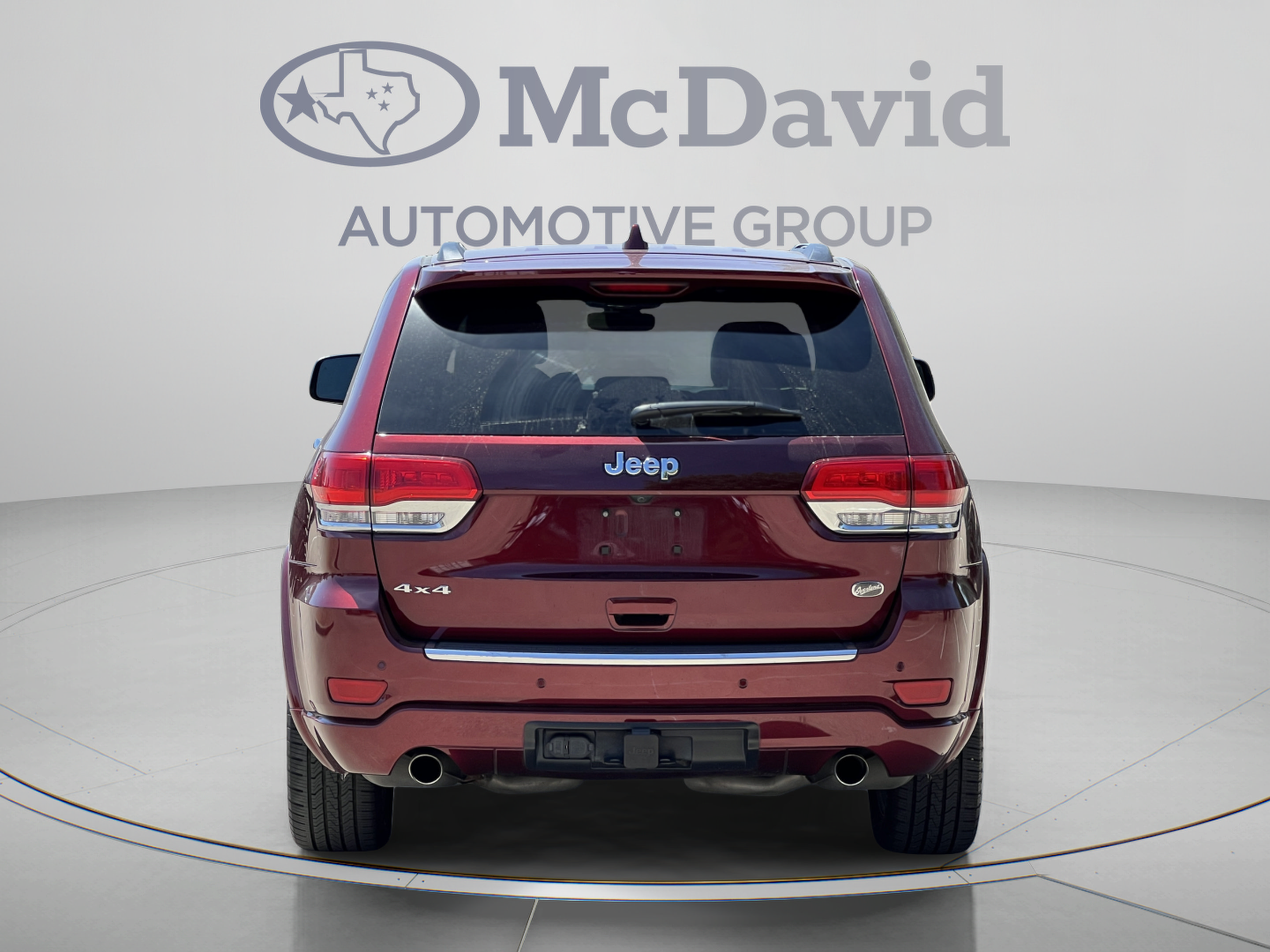 Used 2018 Jeep Grand Cherokee Overland AWD/4WD image 6