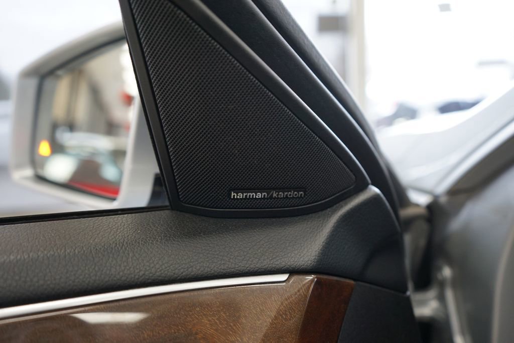 Used 2014 Mercedes-Benz E 350 4MATIC Sedan image 26