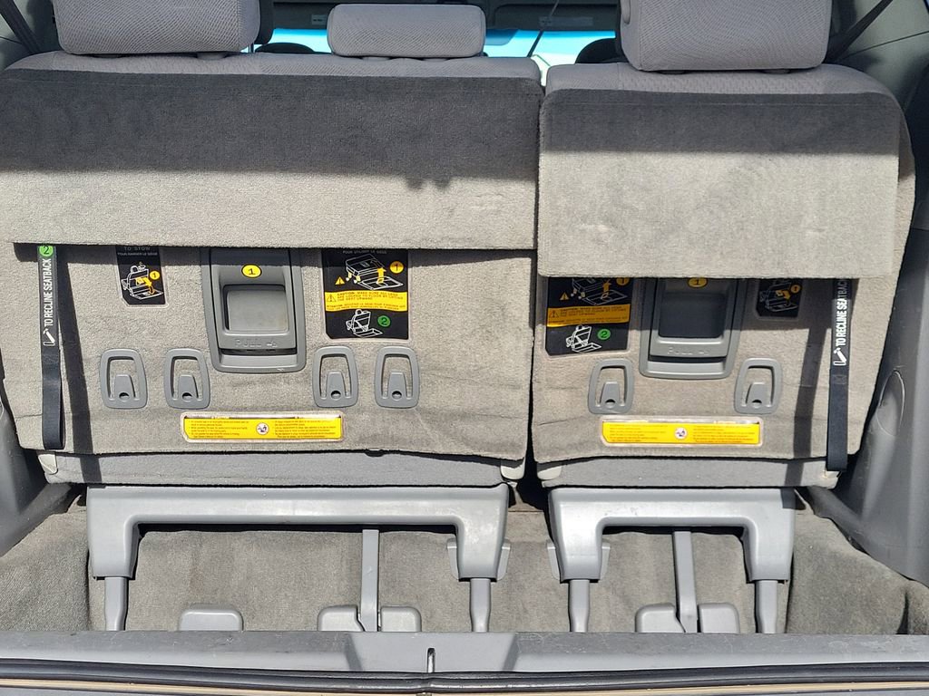 Used 2012 Toyota Sienna LE w/ Towing Pkg image 17