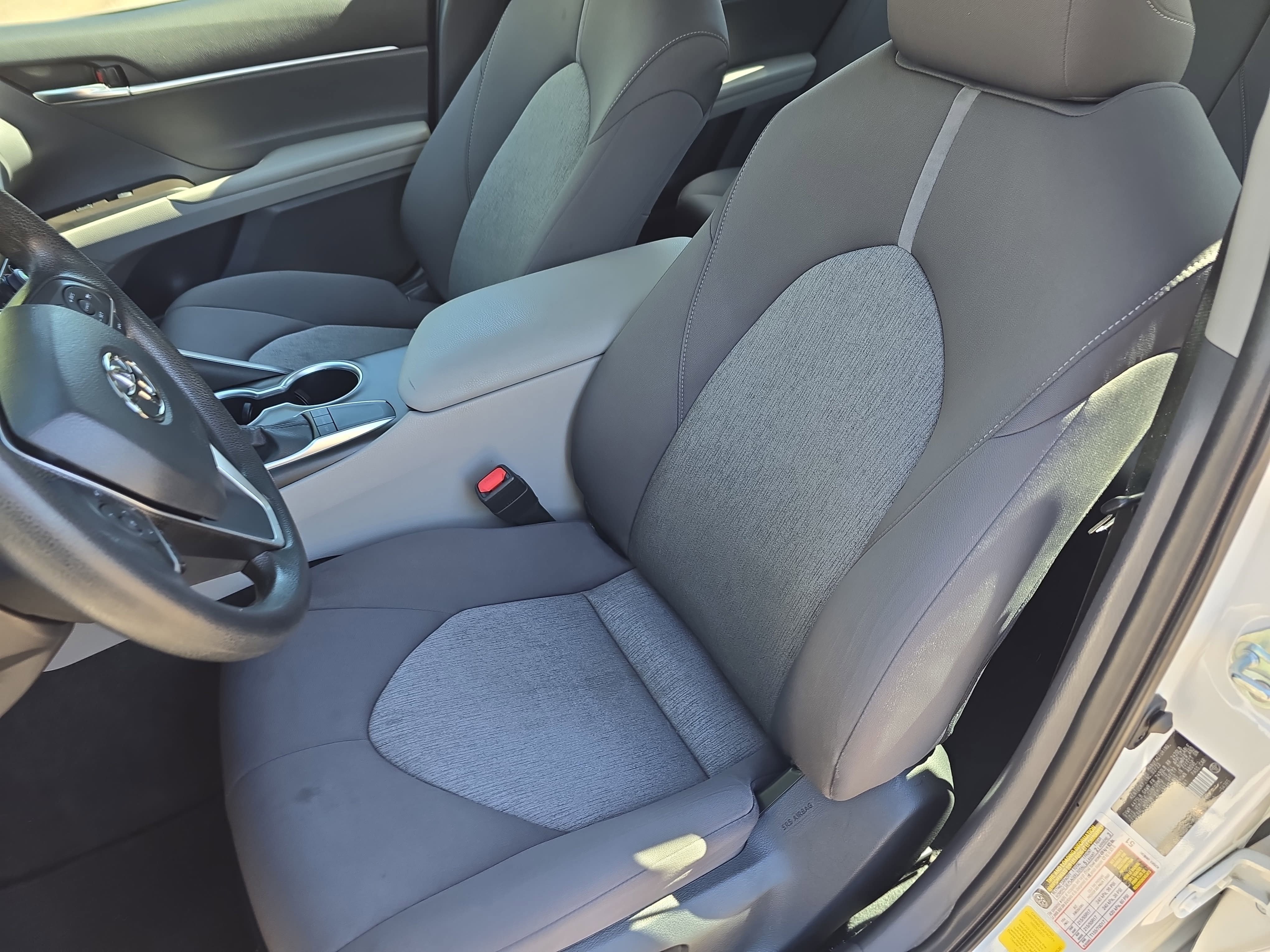 Used 2023 Toyota Camry LE FWD image 14