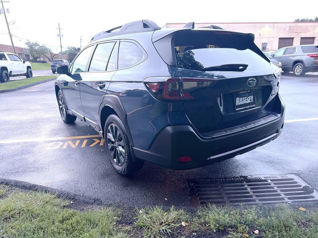 Certified 2024 Subaru Outback Onyx Edition AWD/4WD image 6