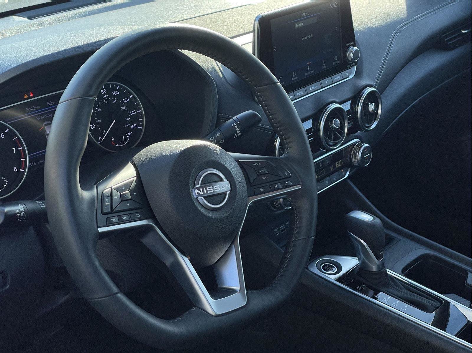 Used 2025 Nissan Sentra SV w/ All-Weather Package FWD image 11