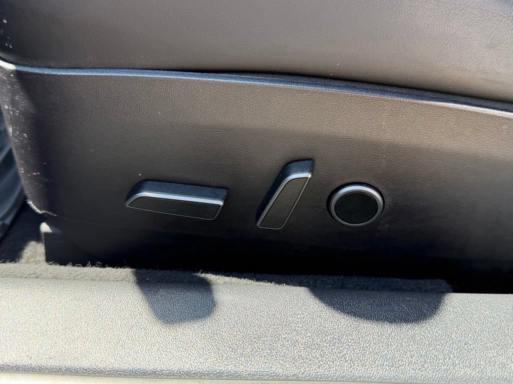 Used 2021 Tesla Model 3 Standard Range Plus RWD image 21