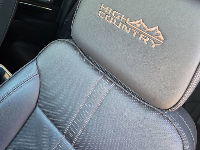 Used 2025 Chevrolet Silverado 2500 High Country w/ Midnight Edition image 26