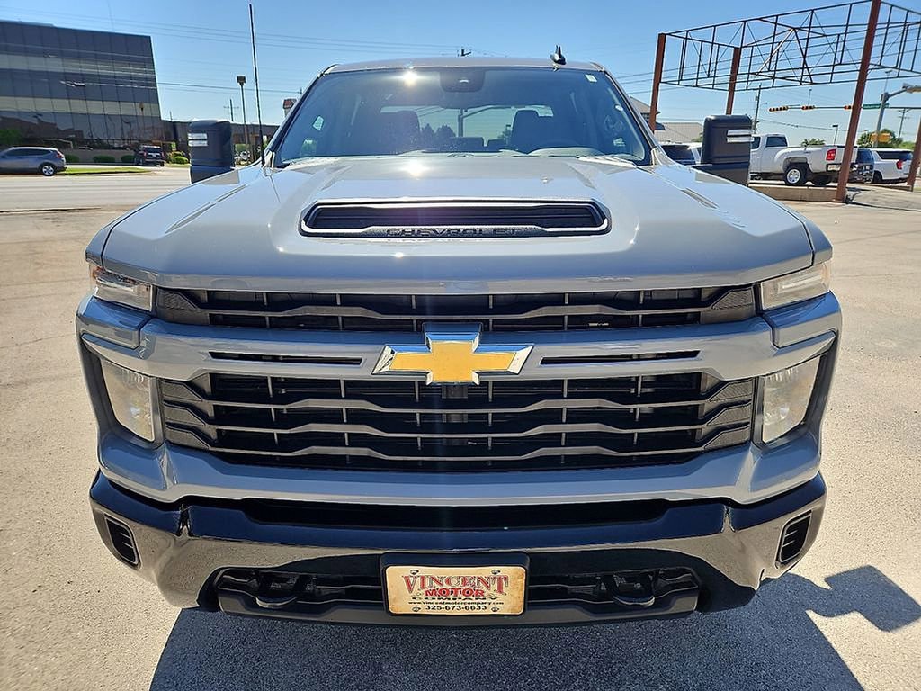 Used 2024 Chevrolet Silverado 2500 Custom w/ Custom Convenience Package AWD/4WD image 12