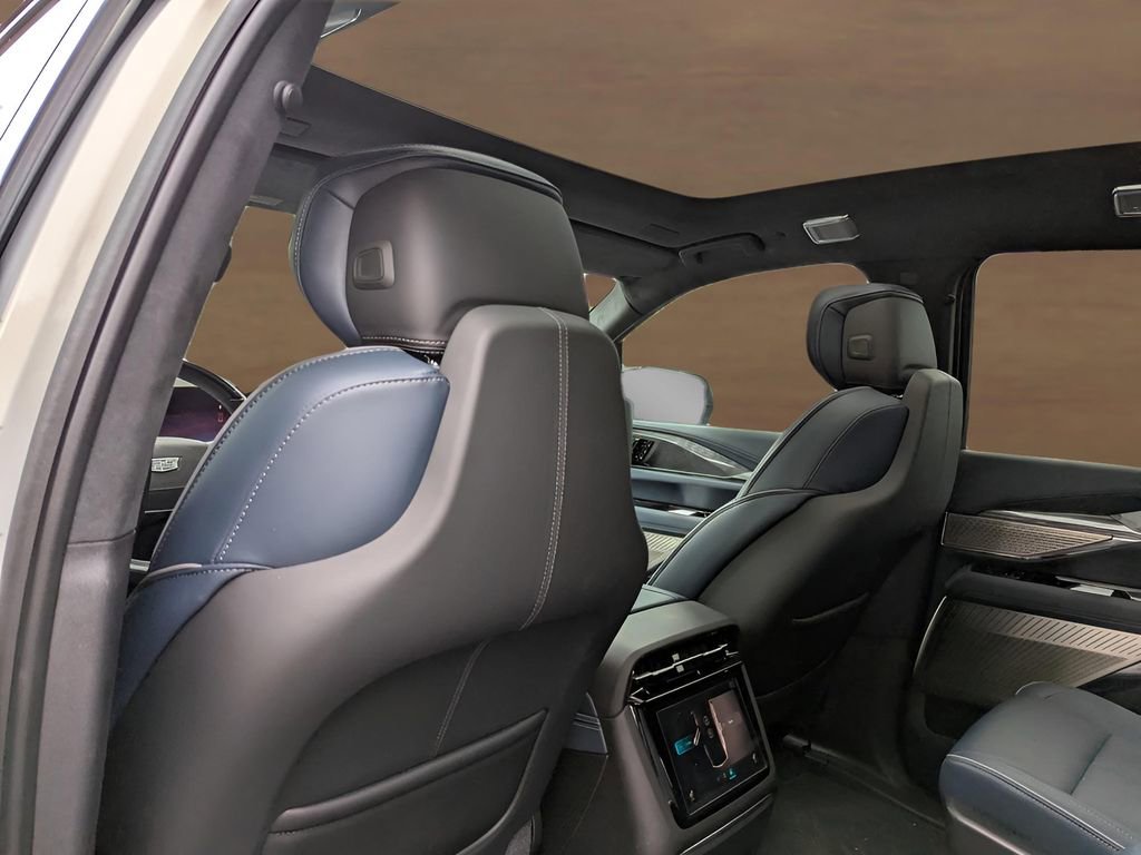 New 2025 Cadillac Escalade IQ Sport 2 AWD/4WD image 14