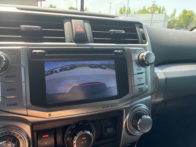 Used 2018 Toyota 4Runner SR5 AWD/4WD image 11