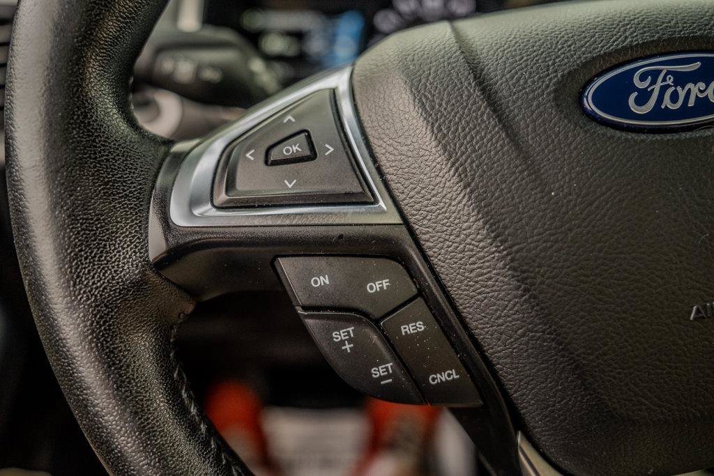 Used 2019 Ford Edge SEL w/ Equipment Group 201A FWD image 37