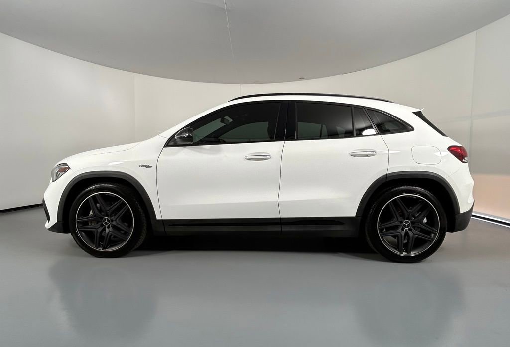 Used 2021 Mercedes-Benz GLA 35 AMG 4MATIC w/ Premium Package image 4