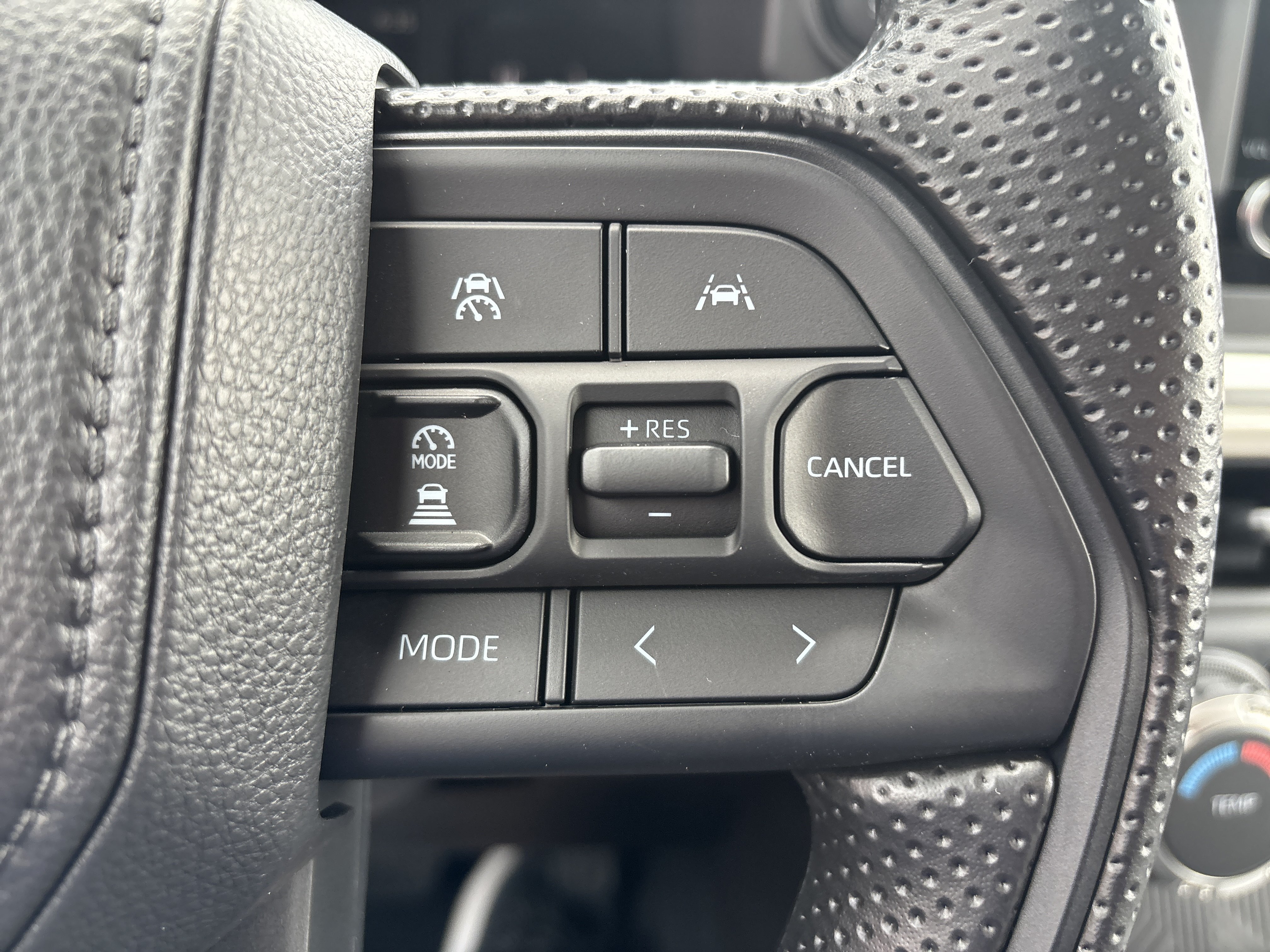 Certified 2026 Toyota Tacoma SR5 AWD/4WD image 19