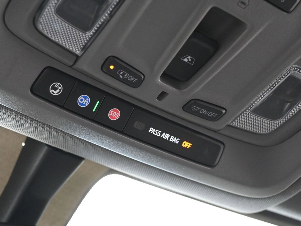 Used 2021 GMC Sierra 2500 SLT image 21