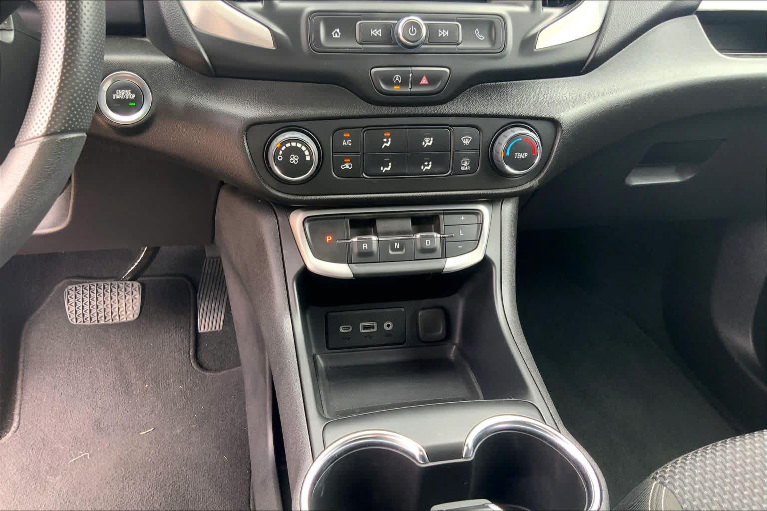 Certified 2024 GMC Terrain SLE AWD/4WD image 32