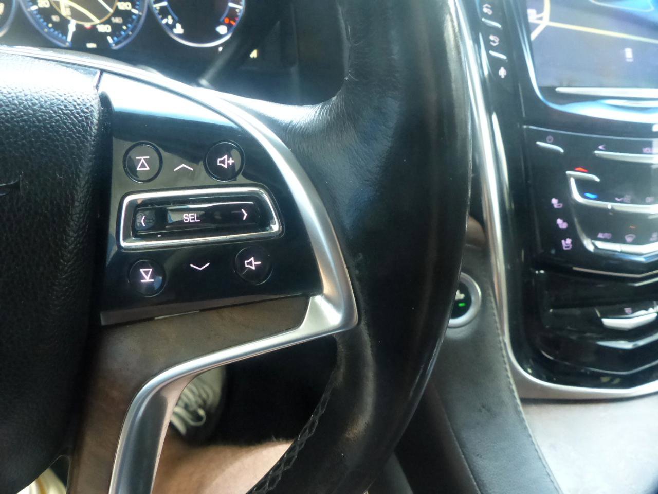 Used 2015 Cadillac Escalade ESV Premium AWD/4WD image 28